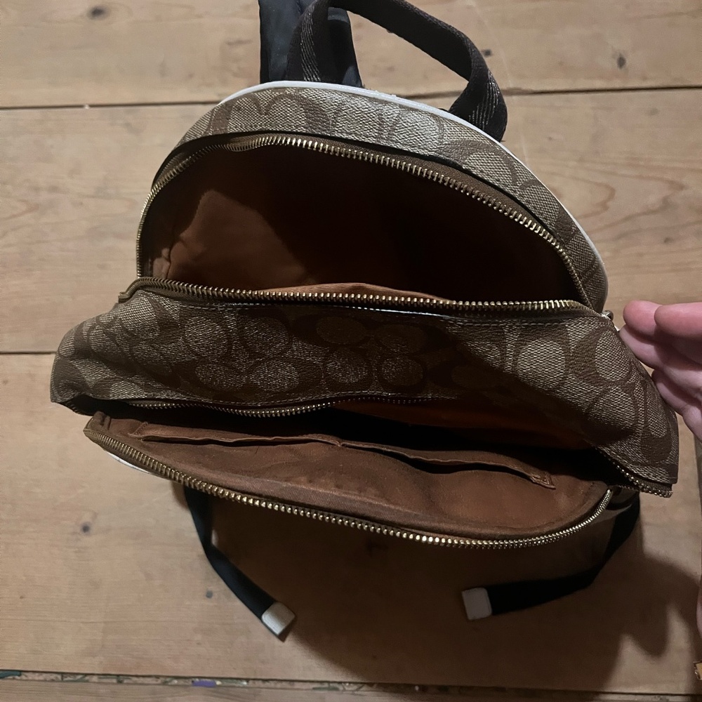 COACH Court Backpack In Signature Canvas - Picture 6 of 10